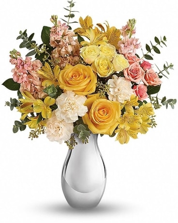 Seattle's Soft Reflections Bouquet Flower Arrangement